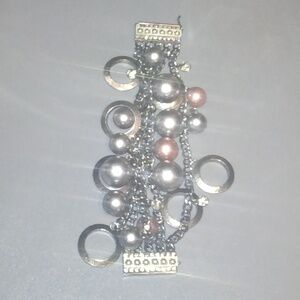 GEVINCHY BRACELET/ DIAMOND CLASP